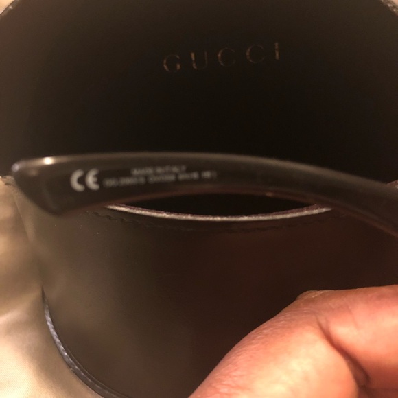 Gucci sunglasses sold on ♏️ - Picture 5 of 8